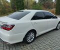 Белый Тойота Камри, объемом двигателя 2.5 л и пробегом 175 тыс. км за 13999 $, фото 3 на Automoto.ua