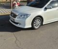 Белый Тойота Камри, объемом двигателя 2.5 л и пробегом 175 тыс. км за 13681 $, фото 2 на Automoto.ua