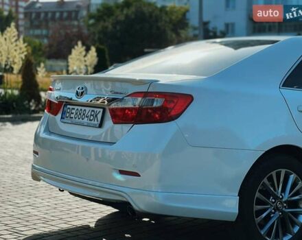 Белый Тойота Камри, объемом двигателя 2.5 л и пробегом 161 тыс. км за 13500 $, фото 5 на Automoto.ua