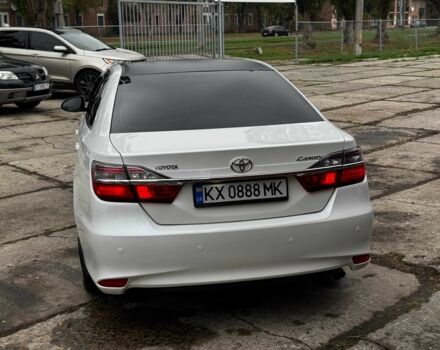 Белый Тойота Камри, объемом двигателя 2.5 л и пробегом 190 тыс. км за 13800 $, фото 4 на Automoto.ua