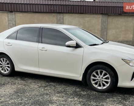 Білий Тойота Камрі, об'ємом двигуна 2.49 л та пробігом 240 тис. км за 15333 $, фото 5 на Automoto.ua