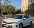 Білий Тойота Камрі, об'ємом двигуна 2.49 л та пробігом 273 тис. км за 13000 $, фото 1 на Automoto.ua