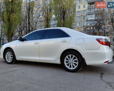 Белый Тойота Камри, объемом двигателя 2.5 л и пробегом 137 тыс. км за 16800 $, фото 13 на Automoto.ua