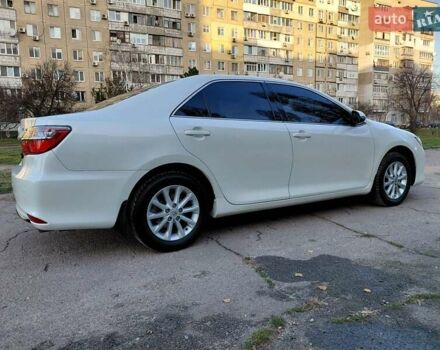 Белый Тойота Камри, объемом двигателя 2.5 л и пробегом 137 тыс. км за 16800 $, фото 7 на Automoto.ua
