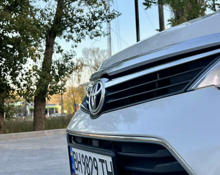 Тойота Камри 2015 в Кропивницком (Кировограде) на Automoto.ua Белый Тойота Камри, объемом двигателя 2.49 л и пробегом 230 тыс. км за 14800 $, фото 13 на Automoto.ua