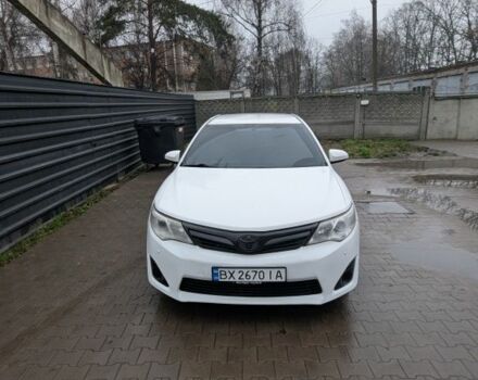 Белый Тойота Камри, объемом двигателя 2.5 л и пробегом 172 тыс. км за 9300 $, фото 14 на Automoto.ua