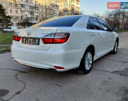 Белый Тойота Камри, объемом двигателя 2.5 л и пробегом 137 тыс. км за 16800 $, фото 9 на Automoto.ua
