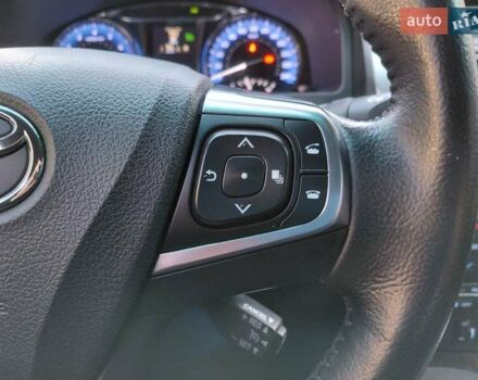 Белый Тойота Камри, объемом двигателя 2.5 л и пробегом 137 тыс. км за 16800 $, фото 22 на Automoto.ua