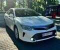 Белый Тойота Камри, объемом двигателя 2.49 л и пробегом 160 тыс. км за 17700 $, фото 1 на Automoto.ua