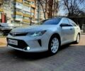 Белый Тойота Камри, объемом двигателя 2.5 л и пробегом 160 тыс. км за 19500 $, фото 1 на Automoto.ua