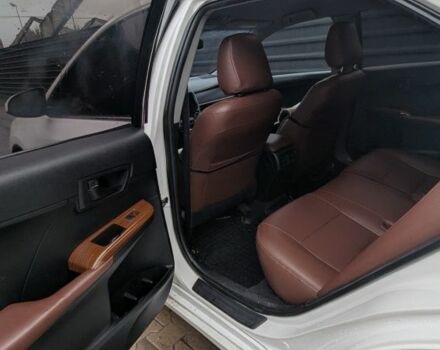 Белый Тойота Камри, объемом двигателя 2.5 л и пробегом 172 тыс. км за 9300 $, фото 13 на Automoto.ua