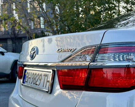 Тойота Камри 2015 в Кропивницком (Кировограде) на Automoto.ua Белый Тойота Камри, объемом двигателя 2.49 л и пробегом 230 тыс. км за 14800 $, фото 8 на Automoto.ua