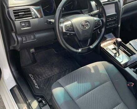 Белый Тойота Камри, объемом двигателя 2.5 л и пробегом 137 тыс. км за 16800 $, фото 17 на Automoto.ua