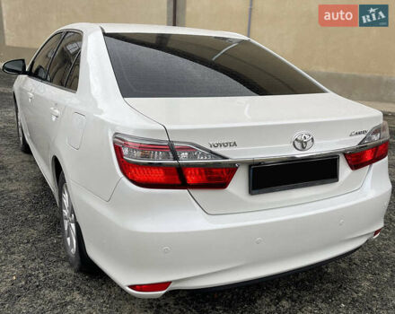 Білий Тойота Камрі, об'ємом двигуна 2.49 л та пробігом 240 тис. км за 15333 $, фото 8 на Automoto.ua
