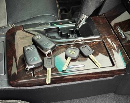 Белый Тойота Камри, объемом двигателя 2.5 л и пробегом 190 тыс. км за 13800 $, фото 19 на Automoto.ua