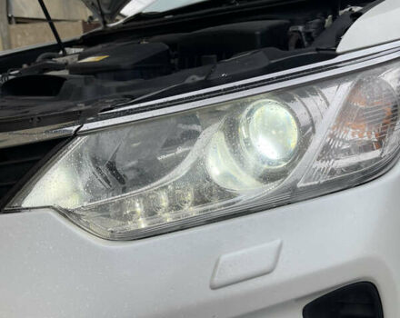 Білий Тойота Камрі, об'ємом двигуна 2.49 л та пробігом 240 тис. км за 15333 $, фото 32 на Automoto.ua