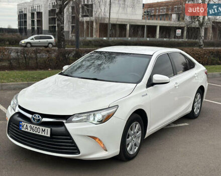 Білий Тойота Камрі, об'ємом двигуна 2.49 л та пробігом 241 тис. км за 13600 $, фото 3 на Automoto.ua