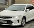 Білий Тойота Камрі, об'ємом двигуна 2.5 л та пробігом 247 тис. км за 15333 $, фото 1 на Automoto.ua