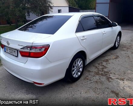 Белый Тойота Камри, объемом двигателя 1.6 л и пробегом 247 тыс. км за 15500 $, фото 5 на Automoto.ua