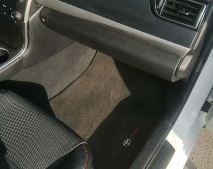 Білий Тойота Камрі, об'ємом двигуна 2.5 л та пробігом 280 тис. км за 13600 $, фото 7 на Automoto.ua