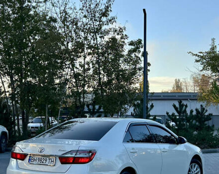 Тойота Камри 2015 в Кропивницком (Кировограде) на Automoto.ua Белый Тойота Камри, объемом двигателя 2.49 л и пробегом 230 тыс. км за 14800 $, фото 9 на Automoto.ua