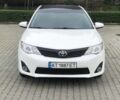 Белый Тойота Камри, объемом двигателя 2.5 л и пробегом 140 тыс. км за 11700 $, фото 1 на Automoto.ua