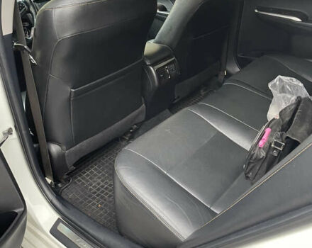 Білий Тойота Камрі, об'ємом двигуна 2.49 л та пробігом 240 тис. км за 15333 $, фото 19 на Automoto.ua