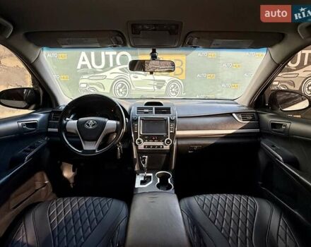 Тойота Камри 2015 в Харькове на Automoto.ua Белый Тойота Камри, объемом двигателя 2.49 л и пробегом 116 тыс. км за 10500 $, фото 11 на Automoto.ua