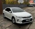 Белый Тойота Камри, объемом двигателя 2.49 л и пробегом 190 тыс. км за 13800 $, фото 1 на Automoto.ua