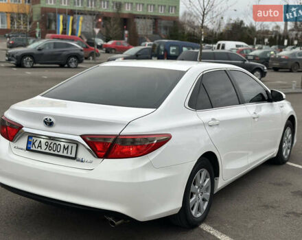 Білий Тойота Камрі, об'ємом двигуна 2.49 л та пробігом 241 тис. км за 13600 $, фото 6 на Automoto.ua