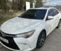 Белый Тойота Камри, объемом двигателя 2.49 л и пробегом 185 тыс. км за 13200 $, фото 1 на Automoto.ua