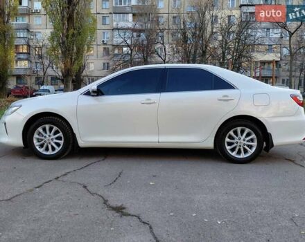 Белый Тойота Камри, объемом двигателя 2.5 л и пробегом 137 тыс. км за 16800 $, фото 14 на Automoto.ua