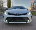 Белый Тойота Камри, объемом двигателя 2.5 л и пробегом 137 тыс. км за 16800 $, фото 2 на Automoto.ua