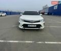 Білий Тойота Камрі, об'ємом двигуна 2.49 л та пробігом 232 тис. км за 15600 $, фото 1 на Automoto.ua