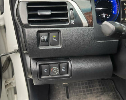 Білий Тойота Камрі, об'ємом двигуна 2.49 л та пробігом 240 тис. км за 15333 $, фото 27 на Automoto.ua