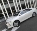 Белый Тойота Камри, объемом двигателя 2.5 л и пробегом 189 тыс. км за 18200 $, фото 1 на Automoto.ua