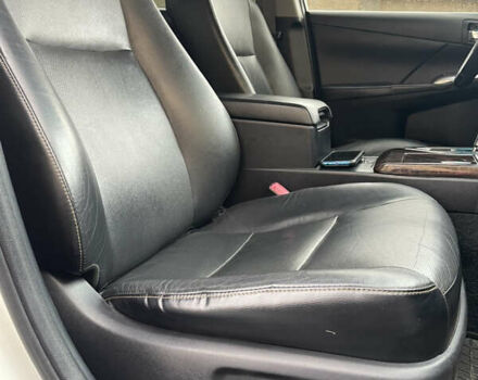 Білий Тойота Камрі, об'ємом двигуна 2.49 л та пробігом 240 тис. км за 15333 $, фото 37 на Automoto.ua