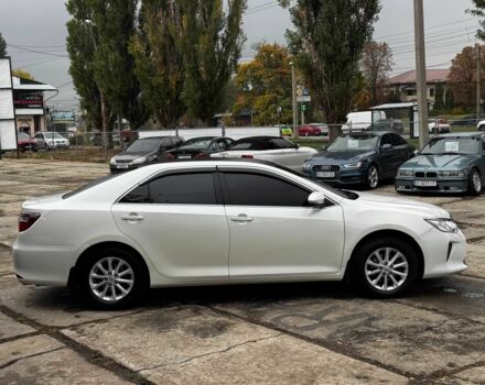 Белый Тойота Камри, объемом двигателя 2.5 л и пробегом 190 тыс. км за 13800 $, фото 6 на Automoto.ua