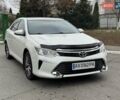 Белый Тойота Камри, объемом двигателя 2.49 л и пробегом 172 тыс. км за 17900 $, фото 4 на Automoto.ua
