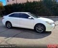 Белый Тойота Камри, объемом двигателя 2.5 л и пробегом 220 тыс. км за 12300 $, фото 6 на Automoto.ua