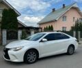 Белый Тойота Камри, объемом двигателя 2.49 л и пробегом 160 тыс. км за 11999 $, фото 1 на Automoto.ua