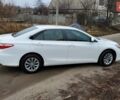 Білий Тойота Камрі, об'ємом двигуна 2.5 л та пробігом 106 тис. км за 17100 $, фото 1 на Automoto.ua