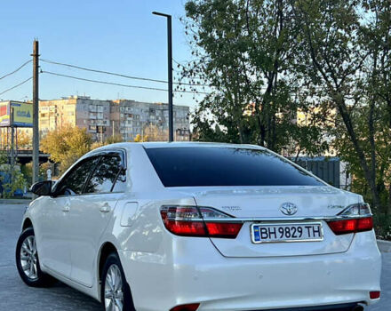 Тойота Камри 2015 в Кропивницком (Кировограде) на Automoto.ua Белый Тойота Камри, объемом двигателя 2.49 л и пробегом 230 тыс. км за 14800 $, фото 4 на Automoto.ua