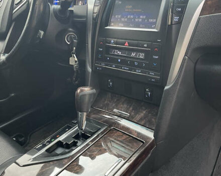 Білий Тойота Камрі, об'ємом двигуна 2.49 л та пробігом 240 тис. км за 15333 $, фото 1 на Automoto.ua