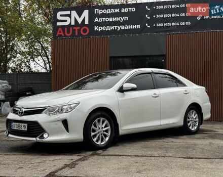 Белый Тойота Камри, объемом двигателя 2.49 л и пробегом 190 тыс. км за 13800 $, фото 2 на Automoto.ua