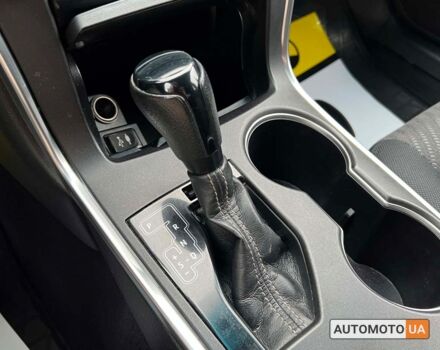 Белый Тойота Камри, объемом двигателя 2.5 л и пробегом 190 тыс. км за 13599 $, фото 16 на Automoto.ua