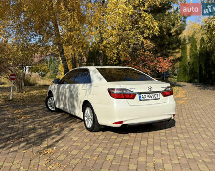 Тойота Камри 2016 в Харькове на Automoto.ua Белый Тойота Камри, объемом двигателя 2.49 л и пробегом 190 тыс. км за 16999 $, фото 20 на Automoto.ua