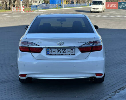 Белый Тойота Камри, объемом двигателя 2.49 л и пробегом 172 тыс. км за 16700 $, фото 7 на Automoto.ua