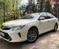 Белый Тойота Камри, объемом двигателя 2.49 л и пробегом 162 тыс. км за 16900 $, фото 1 на Automoto.ua
