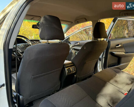 Тойота Камри 2016 в Харькове на Automoto.ua Белый Тойота Камри, объемом двигателя 2.49 л и пробегом 190 тыс. км за 16999 $, фото 21 на Automoto.ua